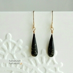 黒い雫のピアス&イヤリング