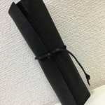 山羊タンニン革くるっとロールペンケース