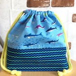 新作❣️お弁当袋・波にお魚(サメ)