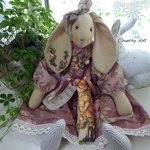 カントリードール　ピンクの薔薇柄ワンピのうさこ