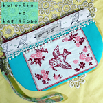 子雀刺繍 ペタンコポーチ