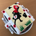 保冷剤入れ付きお弁当ベルト（赤ずきん）