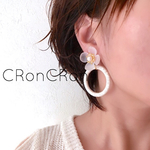 《ピアス イヤリング》フラワー コットンパール  麻 フープピアス 2way 花 白