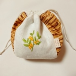 リネン刺繍巾着（ミモザ）
