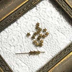 【4mm35個】メタルビーズ  星 アンティークゴールド 貫通  30個 金属製