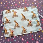 自転車きりん　マスク　水色ドット　（さらに大き目サイズ）