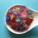 【選べる】つや消しお花型のビーズ（5花弁/10カラー/アソート/9×6mm/150個）