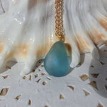 シーグラス（水色）のネックレス　