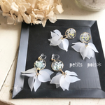 花びら揺れる夏色ピアス／ノンホールピアス