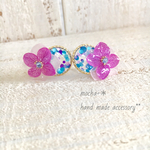  大人可愛い＊*紫陽花のイヤリング*＊モーブ《ノンホールピアス》