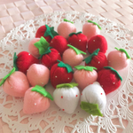 【neco.様専用】白雪苺入り♡いちご20個たっぷりセット！フェルトままごと