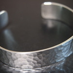 本格Silver バングル１５【槌目】