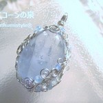 セレスタイトペンダント（ワイヤーアートジュエリー☆ワイヤーアクセサリー☆ワイヤーラッピング天然石ネックレス）