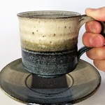 青いモダンなコーヒーカップ