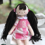 花柄ワンピースの女の子布人形