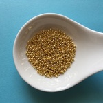 小さなメタリックビーズ（ゴールド/2mm/750個）