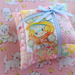 hana*ハンドメイド♪パッチワーク2段重ねクッション♪パステルアニマルブルーバニーちゃん