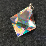 虹の結晶 蛍石型 ビビッド ペンダントトップ VD-065
