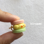 おかめサンドのチェーンキーホルダー（イエロー）