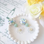 white flower ＊ 夏＊ ピアス ∥ イヤリング
