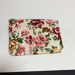 ★送料無料❤︎花柄ファスナーポーチ☆オフホワイト