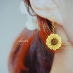ひまわりフックピアス/イヤリング B