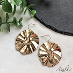 ゴールドプレートの 大ぶり ピアス/大ぶりイヤリング