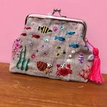 海の刺繍がま口ポーチ♪