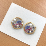 押し花とゴールドの可愛いピアス・イヤリング