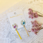 ＊送料無料＊オッドアイ 花 ピアス イヤリング