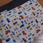 はたらくくるまのレッスンバッグ　ホワイト　40×30×6　絵本バッグ