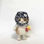 泥棒猫さん(紺の唐草模様、茶白)