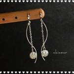 Ｓカーブのアロマ香るピアス／イヤリング