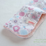 ❁︎ Flowers and Birds ホワイト ❁︎ふわっふわの8重ガーゼ ハンカチ 20cm 