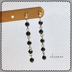 宝石質天然石ブラックスピネルのピアス／イヤリング
