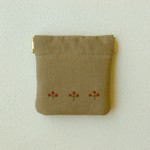 sale! 植物刺しゅうのバネポーチ（ミニ・小麦色）