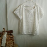 コットンプルメリア刺繍フレンチスリーブプルオーバー　白