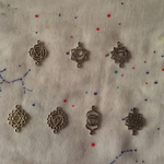 チャクラ チャーム 第1〜第7セット カン2つ コネクタ