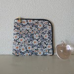 ハーフウォレット  リバティ
