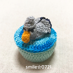 ハシビロコウさん♡水浴び中・丸型小物入れ