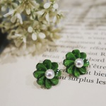 Vintage Flower Earrings GREEN