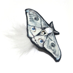 レザーブローチ【moth】