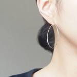 ＜シルバー＞スクエアワイヤービッグフープのノンホールピアス
