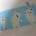 とっても便利　長財布用カードケース（8枚収納）　白くま君とアザラシちゃん　そのまま長財布に