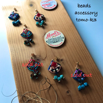 SALE‼︎ーズ刺繍スクエアピアス＊イヤリング