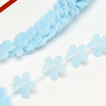 フランス製スパンコール　花モチーフ　5mm　ベビーブルー