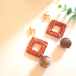 ブラウンラタン×シルクヤーンのイヤリングorピアス