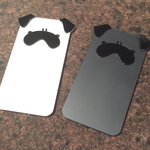 貼るだけ簡単パグのスマホカバー