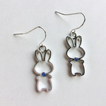 シルバーうさぎのピアス