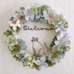 のんびり猫とちょうちょのWelcome紫陽花リース